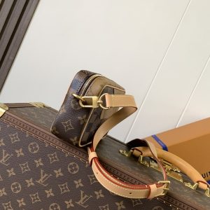 Alternative view of Dimensions: 13 x 6.5 x 20 cm (height x width x length)